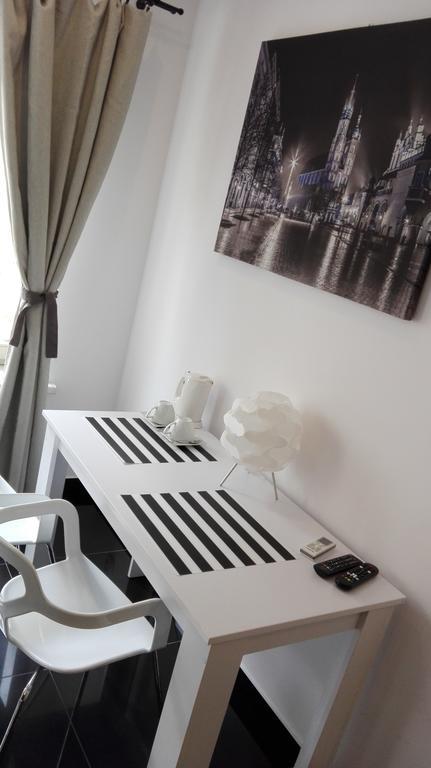 Cosy Apartments Krasków Εξωτερικό φωτογραφία
